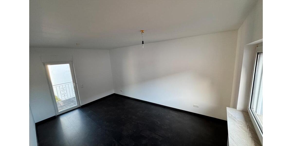 Exklusive, lichtdurchflutete 5,5 Zimmer-Wohnung - Saniert 5 zimmer