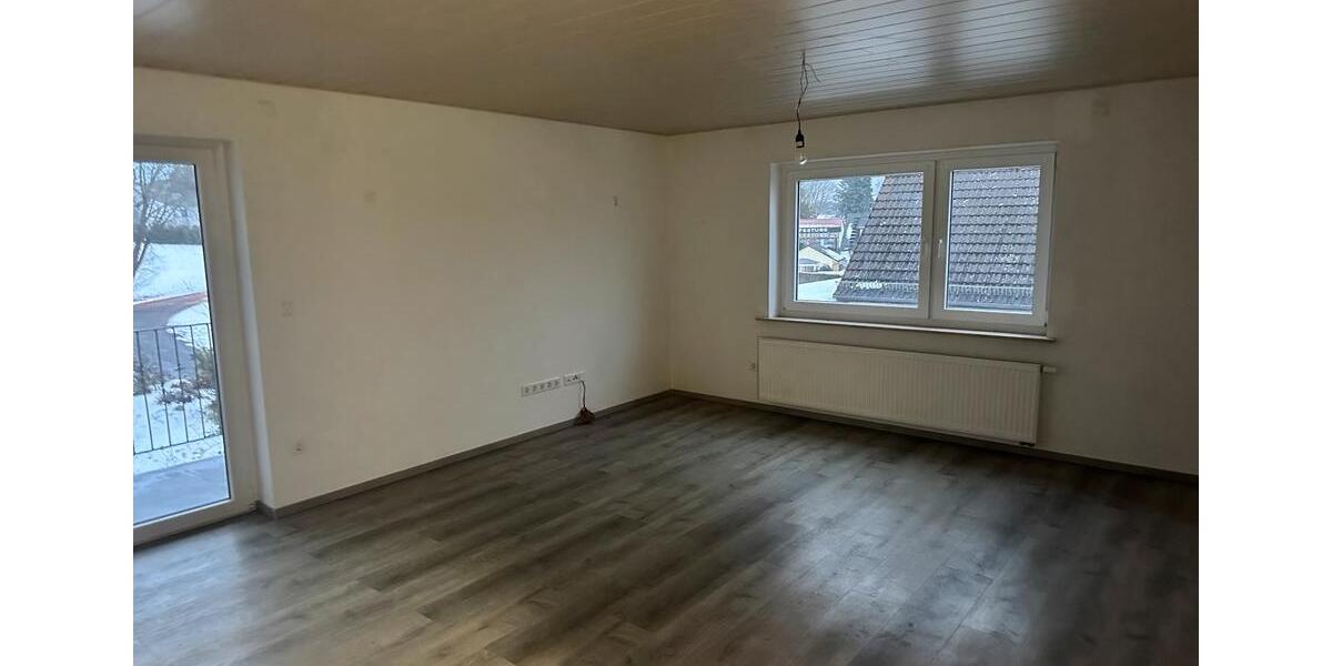 Etagenwohnung Michelstadt - 3 Zimmer, 109 m&sup2;, 1.200&euro; | Angebot:25994542