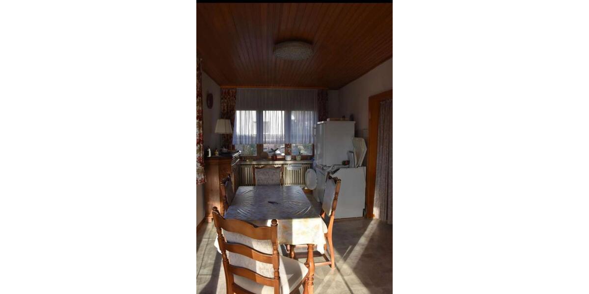 Etagenwohnung Balve - 5 Zimmer, 120 m&sup2;, 780&euro; | Angebot:25022954