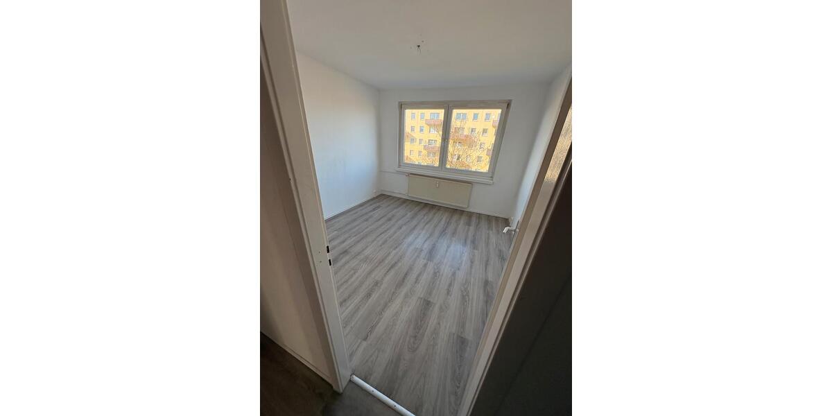 Etagenwohnung Perleberg - 4 Zimmer, 62 m&sup2;, 553&euro; | Angebot:25369143