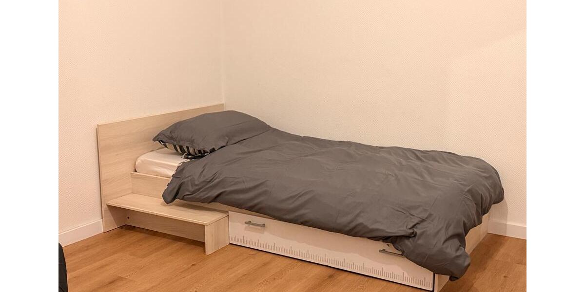 Wohnen auf Zeit Georgsmarienhütte - 4 Zimmer, 100 m&sup2;, 300&euro; | Angebot:25628357