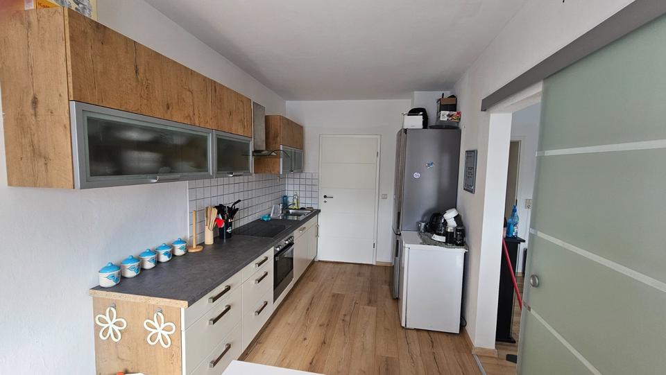 Dachgeschoßwohnung Plattling - 3 Zimmer, 100 m&sup2;, 1.190&euro; | Angebot:24565272