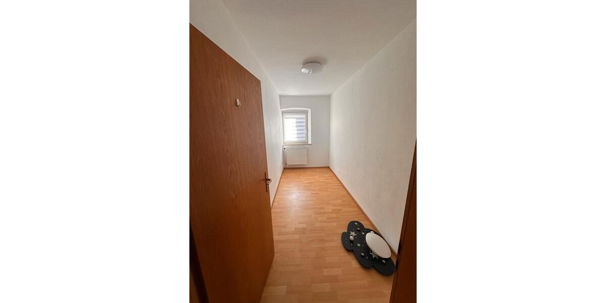 Erdgeschoßwohnung Kronach - 3 Zimmer, 52 m&sup2;, 590&euro; | Angebot:25480135