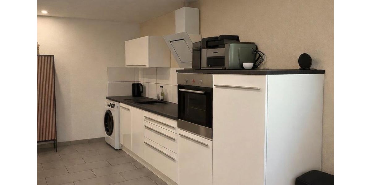 Etagenwohnung Lemberg - 2 Zimmer, 88 m&sup2;, 700&euro; | Angebot:24976225