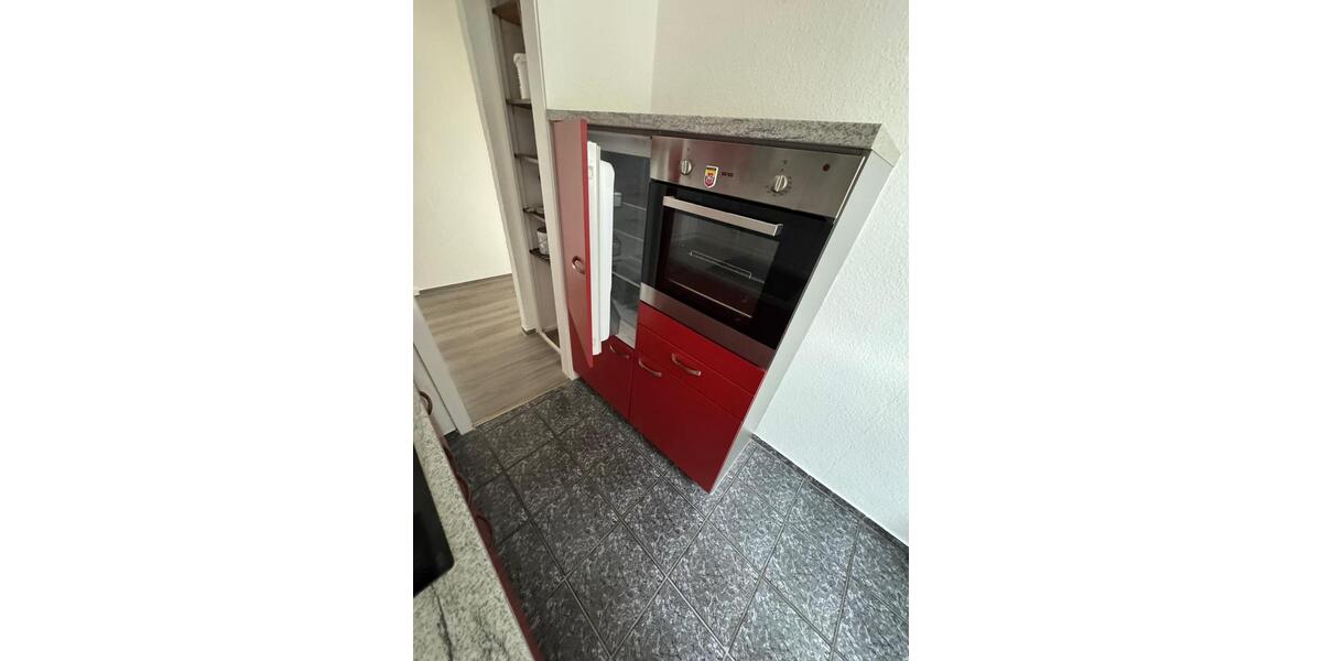 4-Raum Wohnung mit Einbauküche – ab sofort verfügbar 4 zimmer