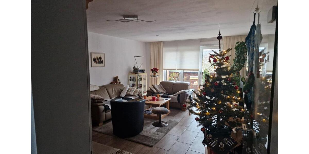 Etagenwohnung Köln Chorweiler - 3 Zimmer, 78 m&sup2;, 1.100&euro; | Angebot:26623817