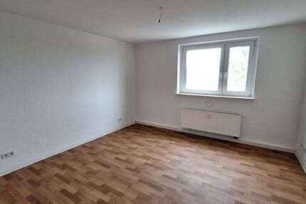 Wohnung Dessau-Roßlau Roßlau - 2 Zimmer, 55 m&sup2;, 400&euro; | Angebot:27270530