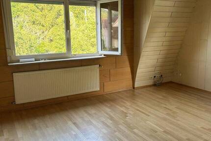 3-Zimmer-Dachgeschoss-Wohnung in Kaltental