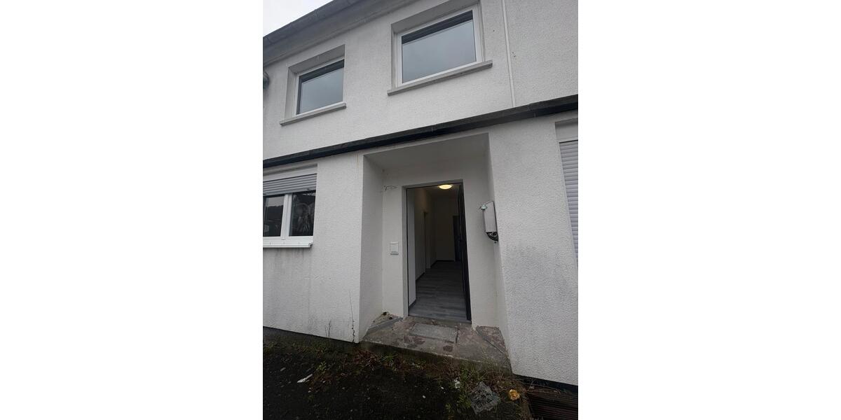 Erdgeschoßwohnung Ehringshausen - 1 Zimmer, 70 m&sup2;, 910&euro; | Angebot:25934569