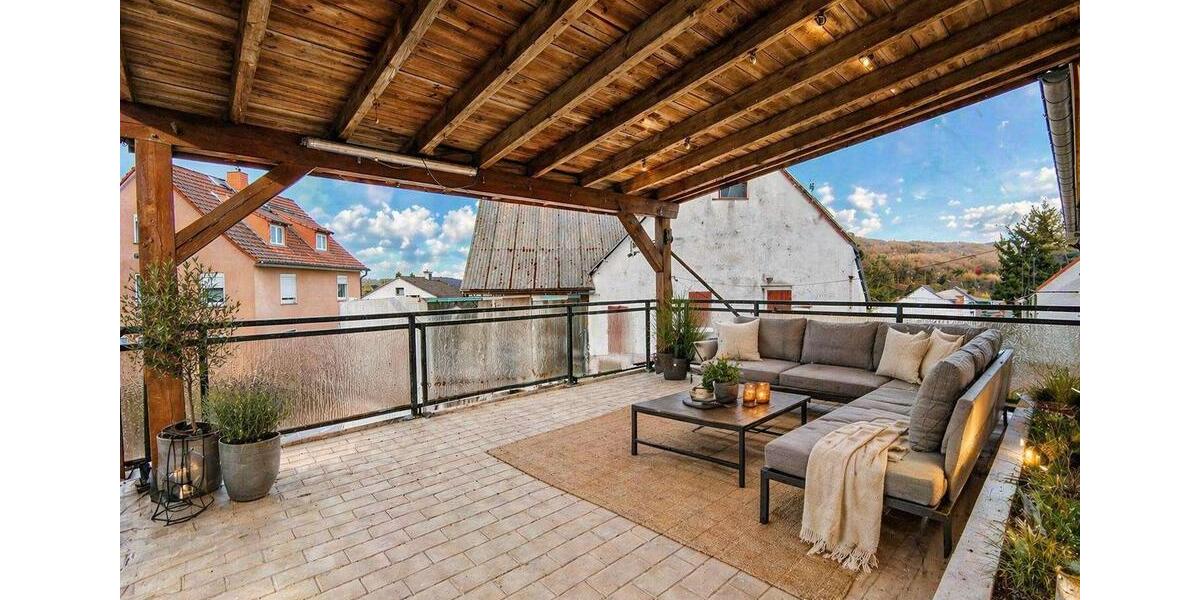 Etagenwohnung Merenberg - 4 Zimmer, 115 m&sup2;, 1.000&euro; | Angebot:26380843