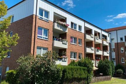 Tolle 2-Zimmer-Wohnung mit großem Wohnzimmer und Tageslicht-Duschbad zimmer