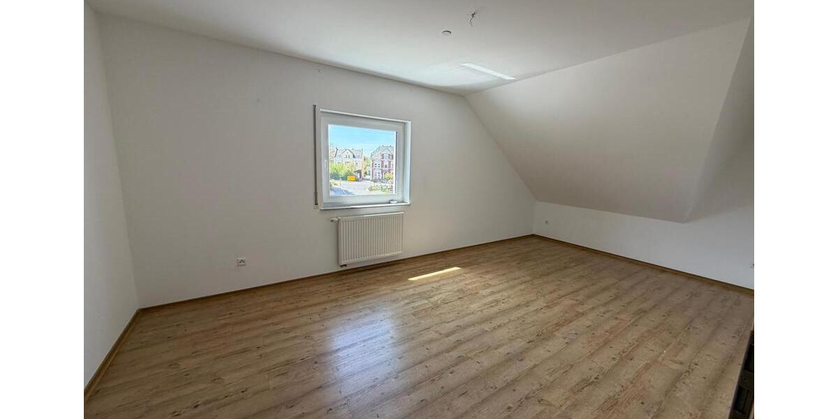 Etagenwohnung Kirchberg (Hunsrück) - 3 Zimmer, 100 m&sup2;, 800&euro; | Angebot:26588654