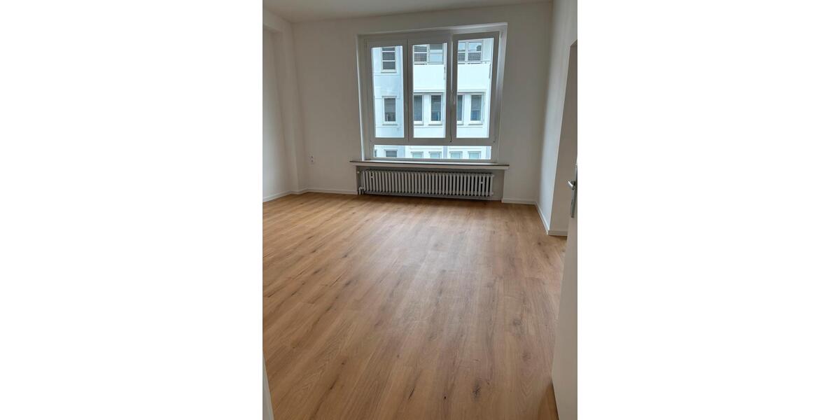 Etagenwohnung Herford - 4 Zimmer, 110 m&sup2;, 950&euro; | Angebot:26294678
