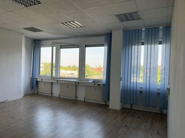 Gewerbeobjekt Nürnberg Großreuth bei Schweinau - 880&euro; | Angebot:27083619
