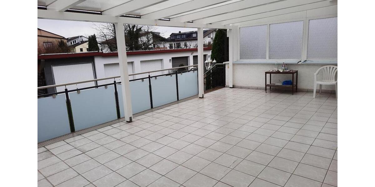 Sanierte u. modernisierte, 4 Zimmer Terrassen-Wohnung, in Dietzenbach 4 zimmer