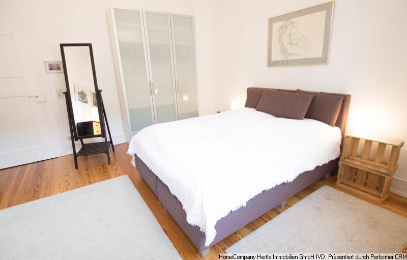 Liebevoll möblierte Wohnung mit 2 Balkonen für 2 - 12 Monate in der Wiehre 3 zimmer