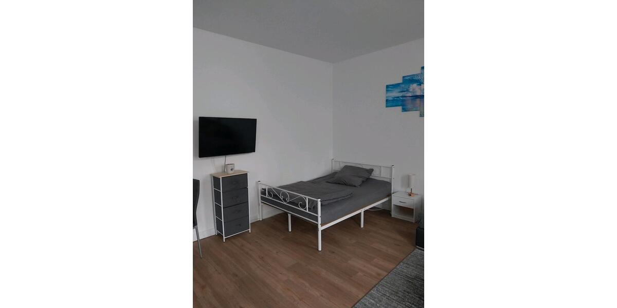 Schöne Möbelierte 1 Raumwohnung 1 zimmer