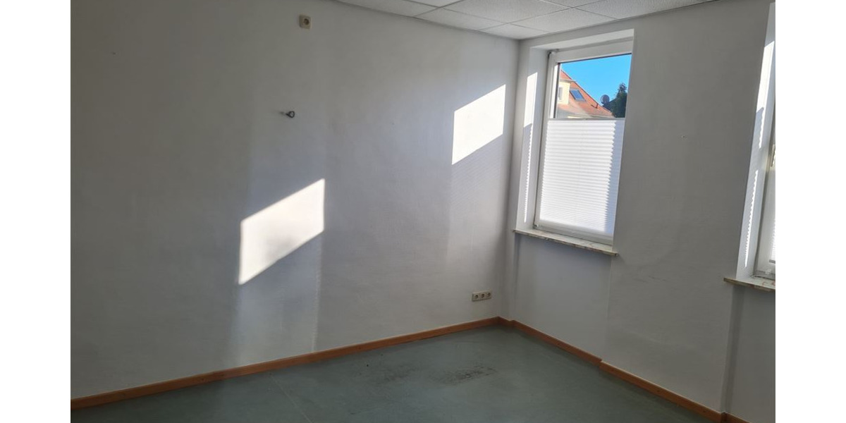 Etagenwohnung Homberg/Efze Homberg - 3 Zimmer, 108 m&sup2;, 750&euro; | Angebot:25730730