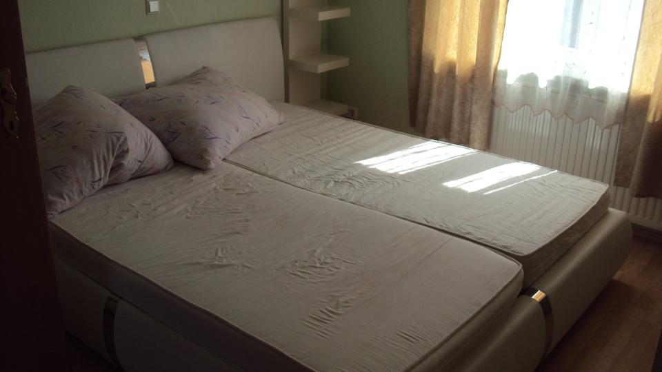 Dachgeschoßwohnung Rodewisch - 2 Zimmer, 65 m&sup2;, 470&euro; | Angebot:25023379