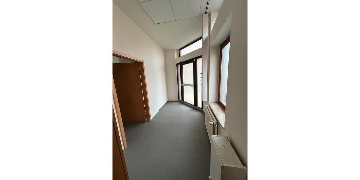 Gewerbeobjekt Herzogenrath - 1.150&euro; | Angebot:25978375