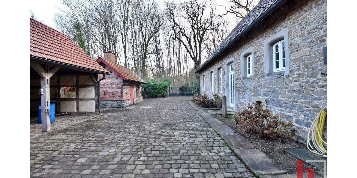 Historisches Fachwerkhaus in Bohmte - Garten, Teich und optionale Weidefläche 7 zimmer
