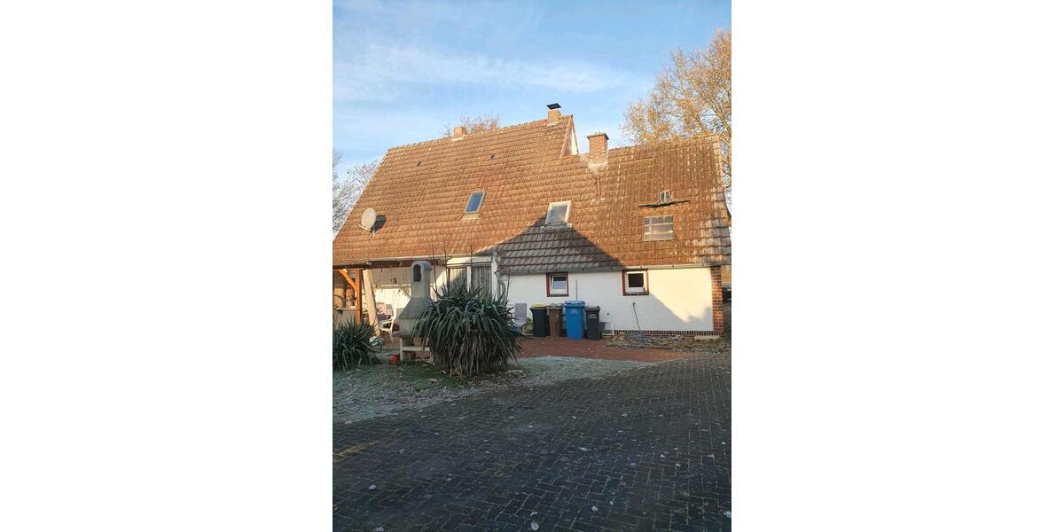Einfamilienhaus Saterland - 7 Zimmer, 160 m&sup2;, 1.100&euro; | Angebot:26329969