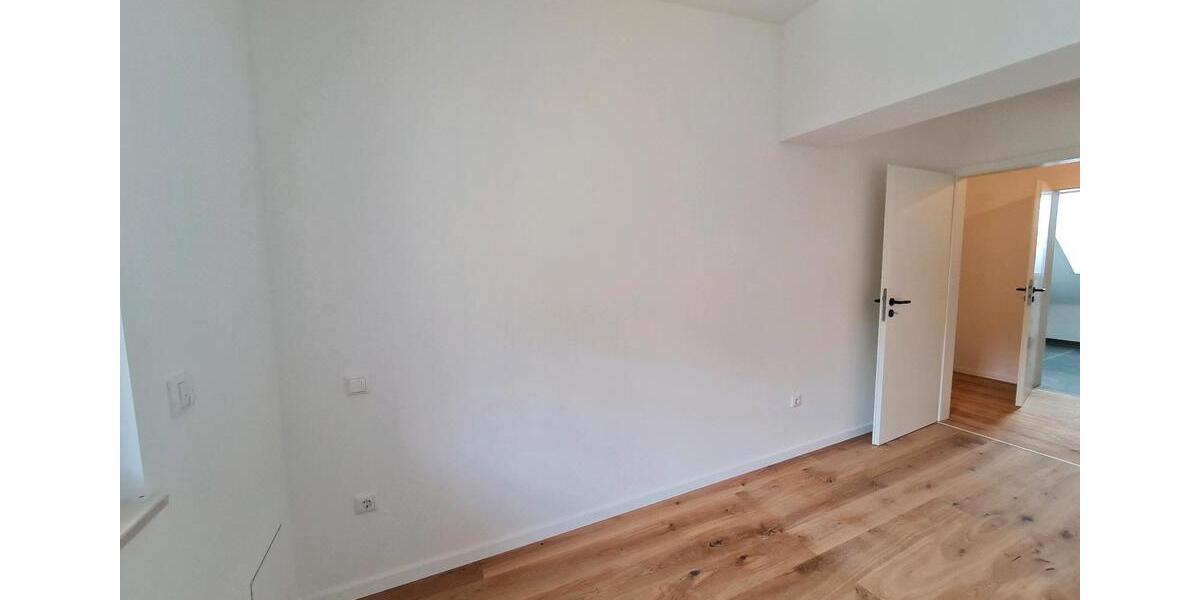 Dachgeschoßwohnung Schönberg - 2 Zimmer, 63 m&sup2;, 680&euro; | Angebot:26263159