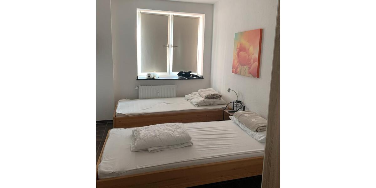 Wohnen auf Zeit Kempen - 3 Zimmer, 130 m&sup2;, 95&euro; | Angebot:24495969