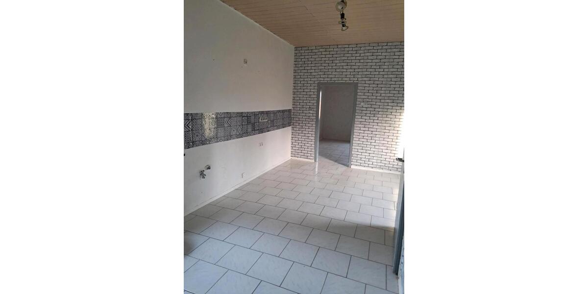 Etagenwohnung Sulzbach (Saar) - 1 Zimmer, 45 m&sup2;, 350&euro; | Angebot:24409966