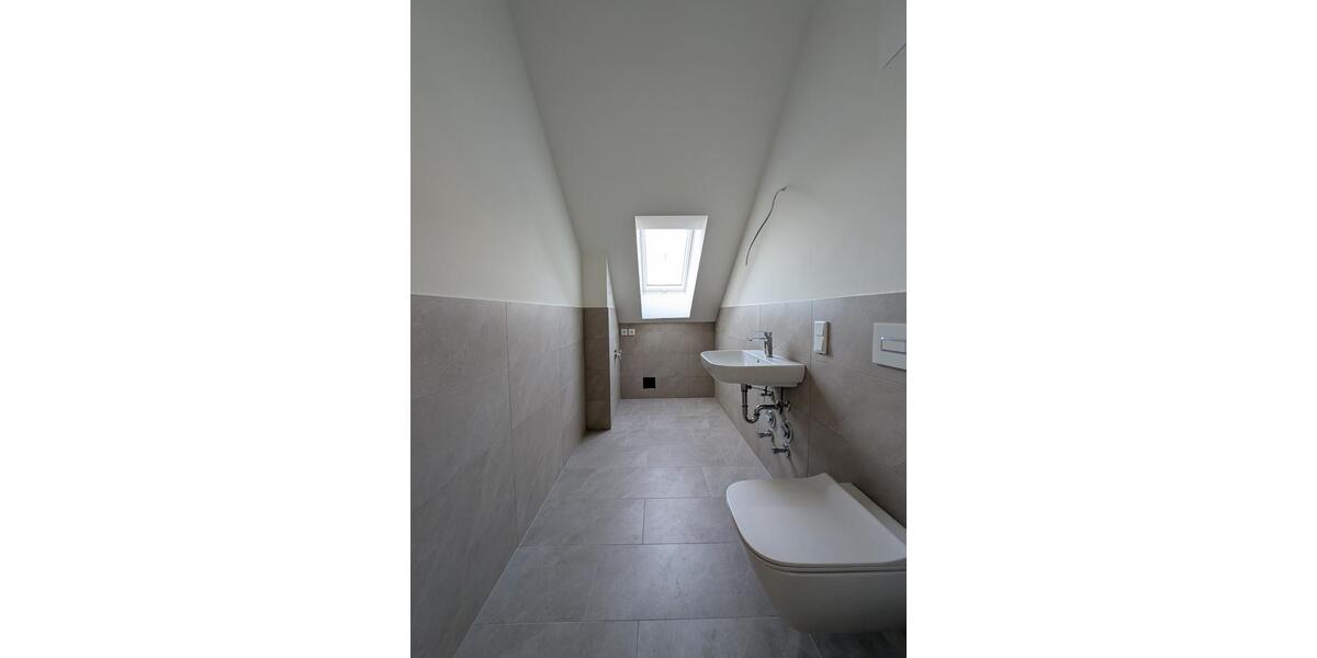 Dachgeschoßwohnung Gülzow-Prüzen Prüzen - 4 Zimmer, 122 m&sup2;, 1.652&euro; | Angebot:25127508