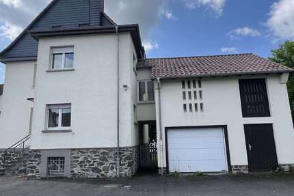 Haus Solms- Oberndorf Oberndorf - 7 Zimmer, 145 m&sup2;, 1.100&euro; | Angebot:27270331