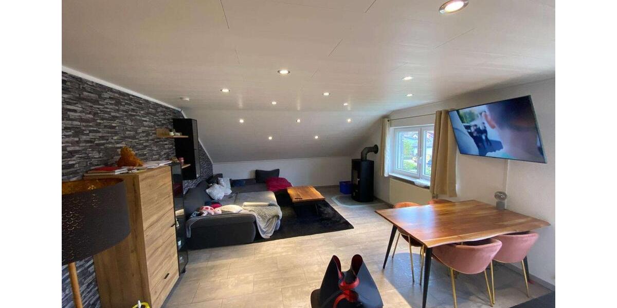 Etagenwohnung Bretten - 3 Zimmer, 85 m&sup2;, 900&euro; | Angebot:26674896