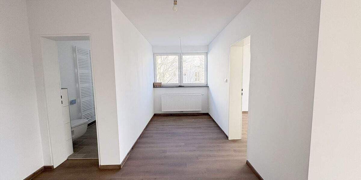Etagenwohnung Straubing - 2 Zimmer, 60 m&sup2;, 650&euro; | Angebot:24436864