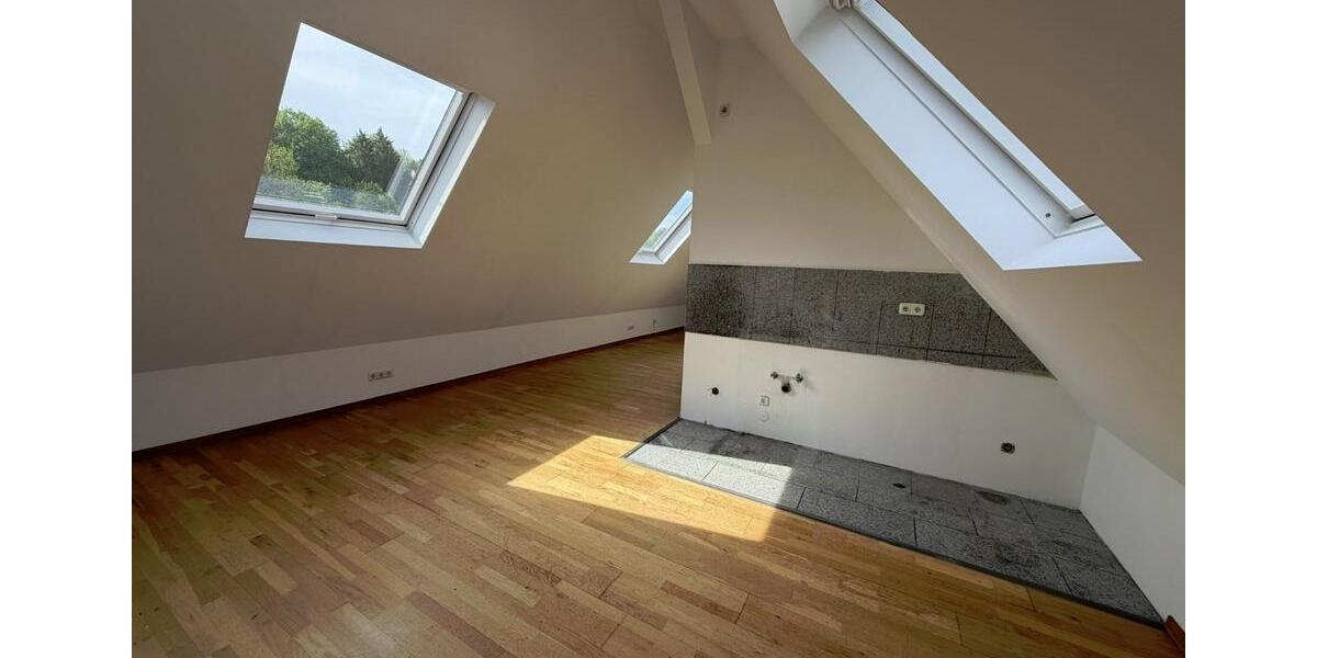 Dachgeschoßwohnung Gummersbach Berstig Süd - 2 Zimmer, 55 m&sup2;, 500&euro; | Angebot:26560257