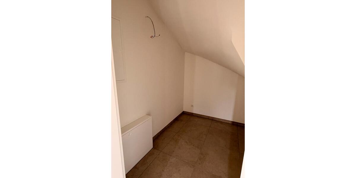 Erdgeschoßwohnung Zülpich - 3 Zimmer, 80 m&sup2;, 1.035&euro; | Angebot:26374089