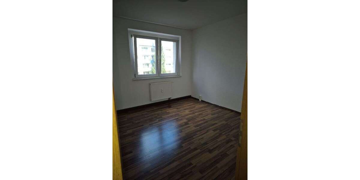 Etagenwohnung Gotha Gotha West - 3 Zimmer, 63 m&sup2;, 284&euro; | Angebot:26106049