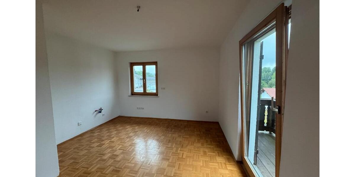 Hochparterre Bodenmais - 2 Zimmer, 75 m&sup2;, 850&euro; | Angebot:24689183