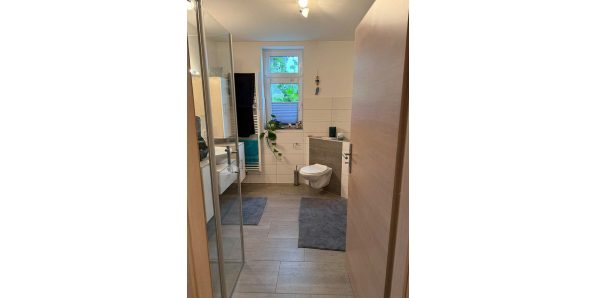 Erdgeschoßwohnung Hörselberg-Hainich Hainich - 4 Zimmer, 129 m&sup2;, 970&euro; | Angebot:25568585