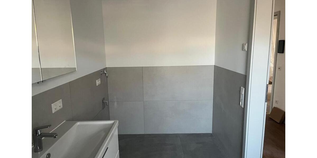 Etagenwohnung Schwalmstadt - 3 Zimmer, 81 m&sup2;, 1.025&euro; | Angebot:24488853