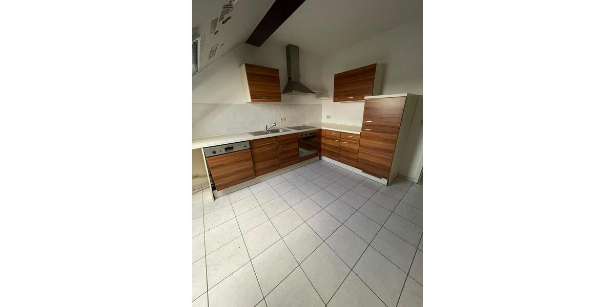 Dachgeschoßwohnung Beetzendorf - 3 Zimmer, 73 m&sup2;, 365&euro; | Angebot:27627478