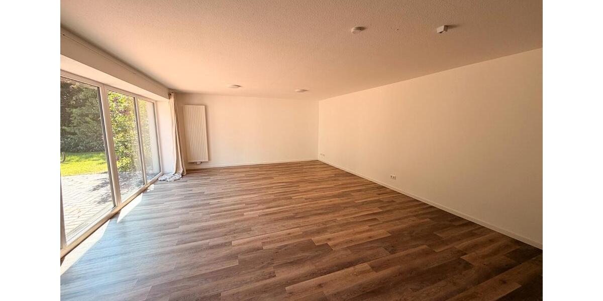 Bungalow Estorf - 4 Zimmer, 136 m&sup2;, 1.090&euro; | Angebot:26532413