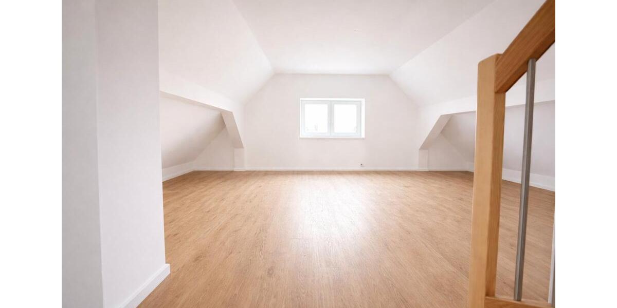 Maisonettenwohnung Braunschweig Lehndorf-Watenbüttel - 4 Zimmer, 220 m&sup2;, 1.500&euro; | Angebot:26285936