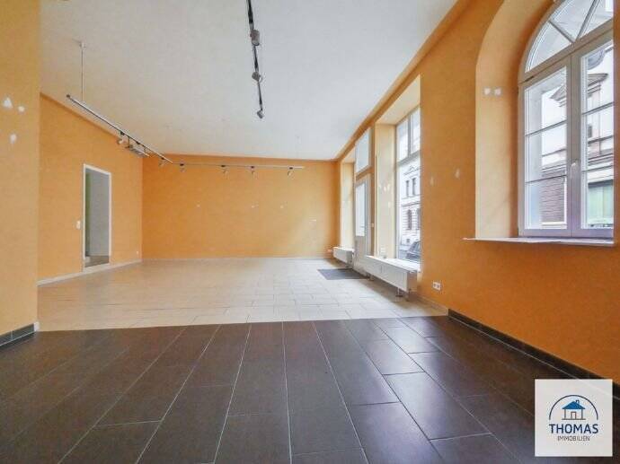Zentral gelegene Ladenfläche zu vermieten zimmer