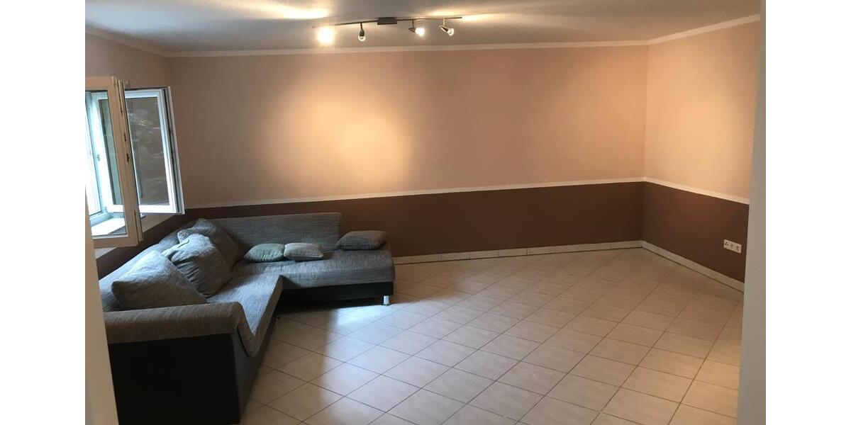 Etagenwohnung Viernheim - 2 Zimmer, 70 m&sup2;, 700&euro; | Angebot:24469262