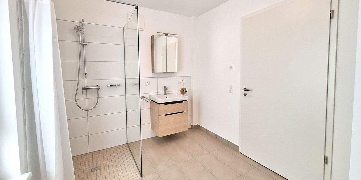 Etagenwohnung Kaiserslautern Innenstadt - 2 Zimmer, 67 m&sup2;, 850&euro; | Angebot:25691202