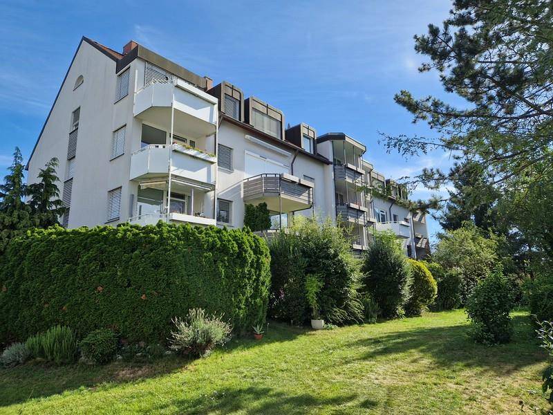 Ihr Platz zum Wohlfühlen: 3,5-Zimmer-LoggiaWohnung mit Garage & EBK in Nürnberg-Kleinreuth zur Miete