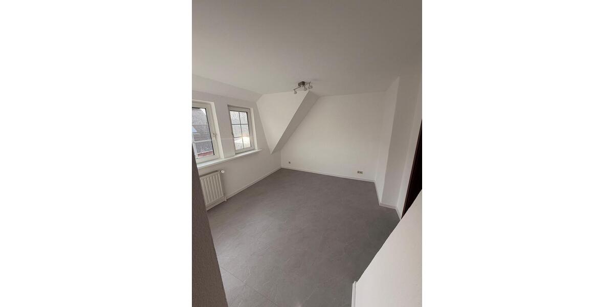 Etagenwohnung Geestland - 3 Zimmer, 70 m&sup2;, 600&euro; | Angebot:25088820