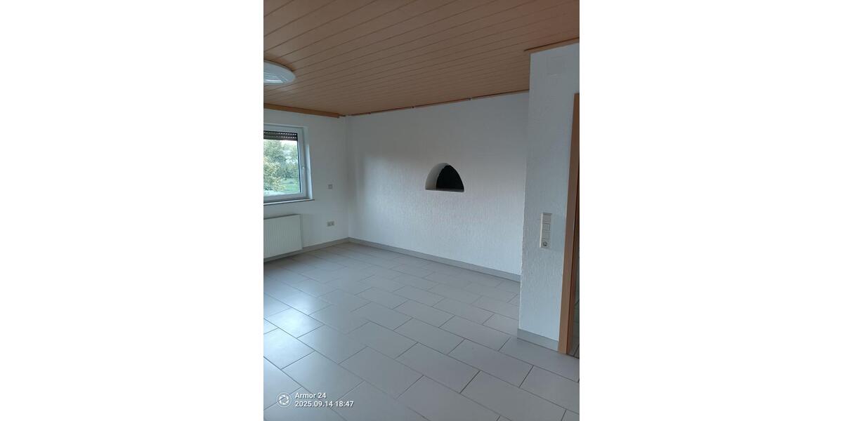 Etagenwohnung Baunatal - 4 Zimmer, 126 m&sup2;, 1.250&euro; | Angebot:26326802