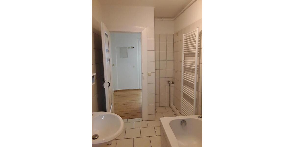 Etagenwohnung Erfurt - 3 Zimmer, 80 m&sup2;, 950&euro; | Angebot:26594610