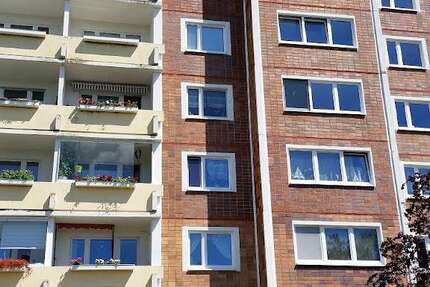 Wohnung Rostock Marienehe - 4 Zimmer, 75 m&sup2;, 497&euro; | Angebot:27029497
